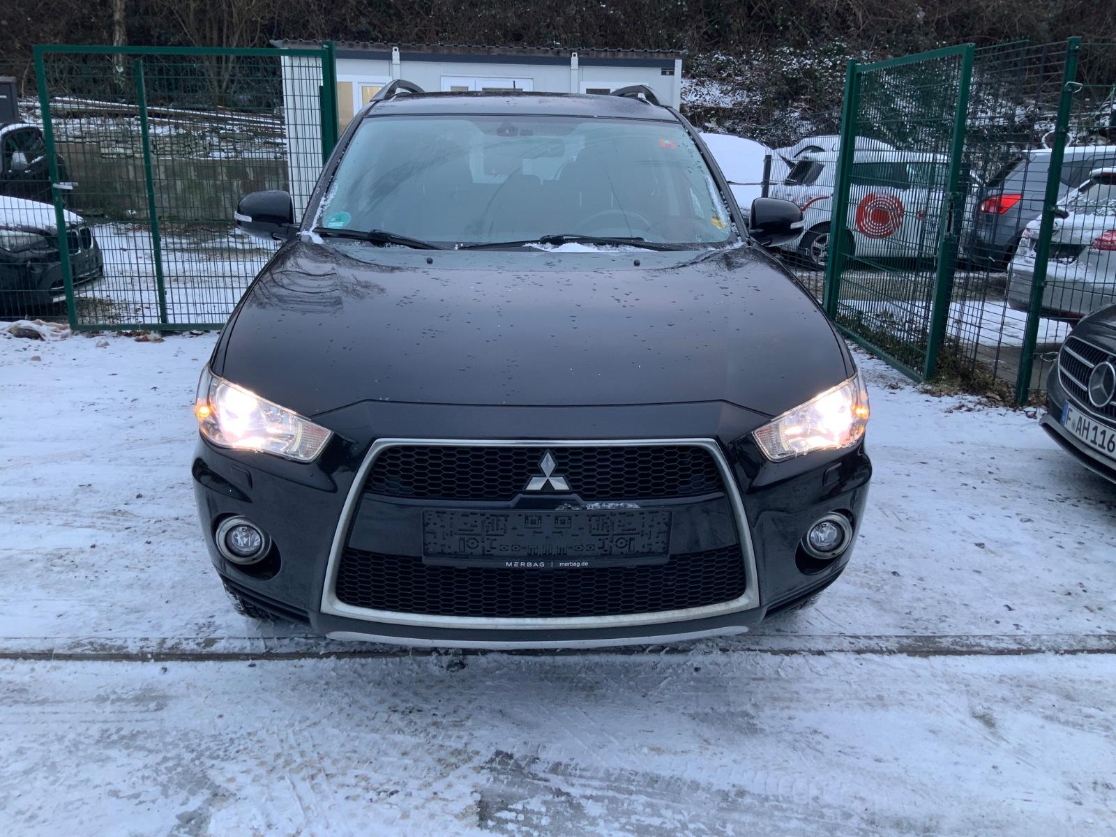Mitsubishi Outlander 2.2 4WD Diesel, Schaltgetriebe, Xenon