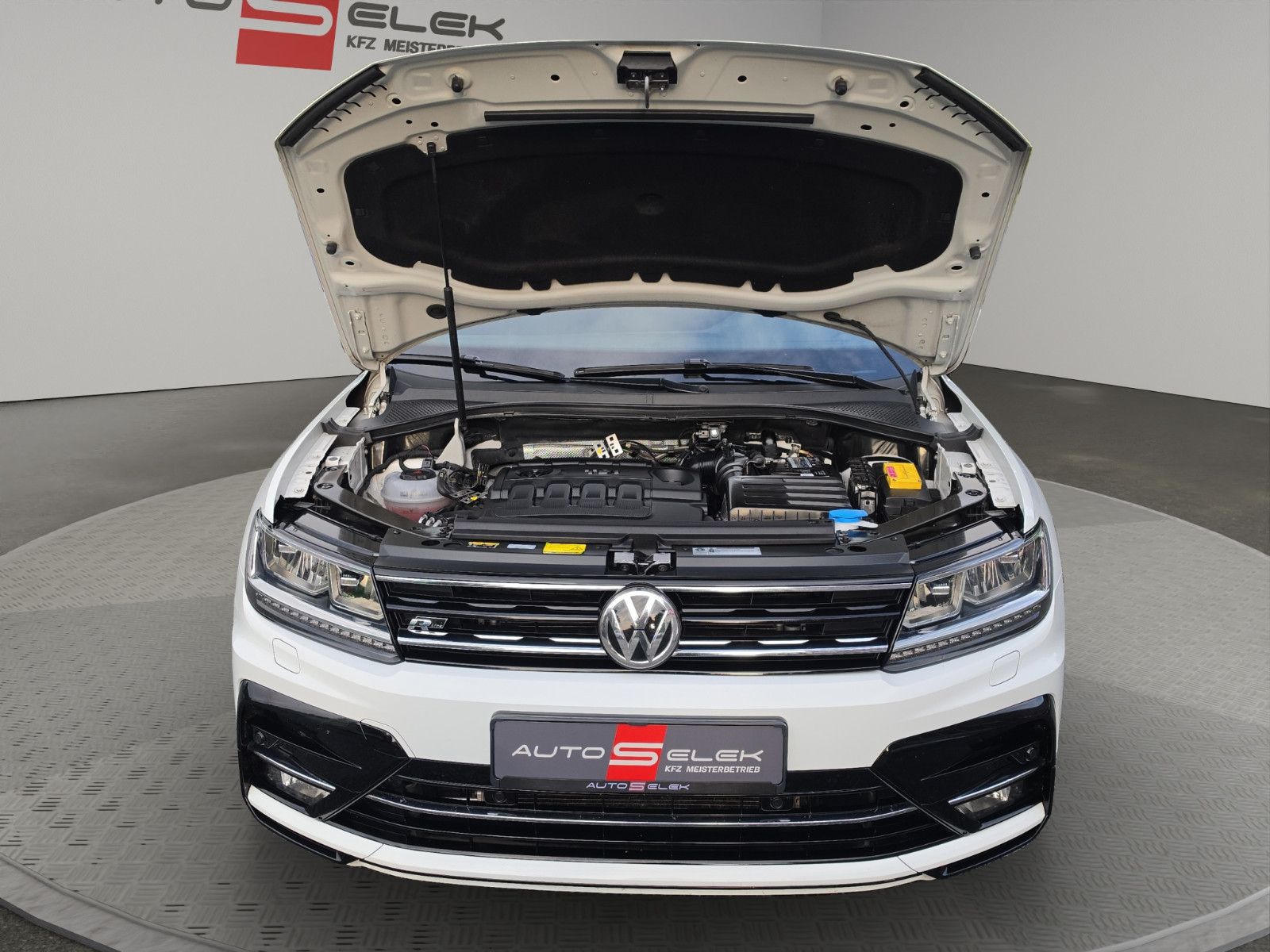 Fahrzeugabbildung Volkswagen Tiguan Join 4Motion ALLRAD AUTOMATIK