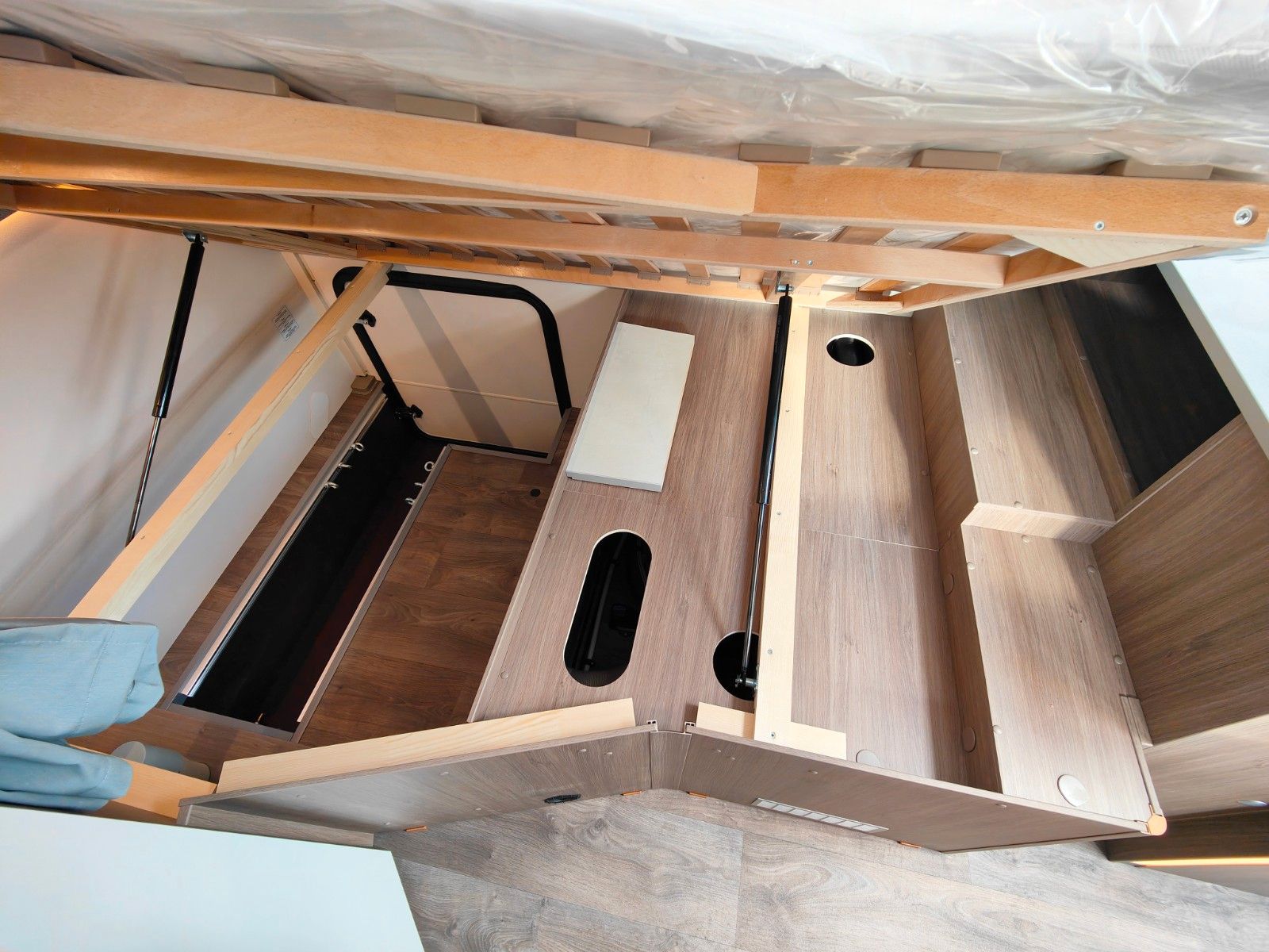 Fahrzeugabbildung Carado T-135  pro+  2025 SPRING SALE 6.200 € SPAREN -