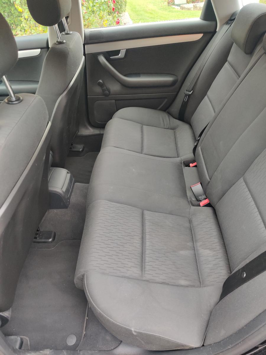 Audi A4 2006 — photo 11