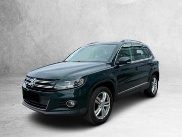 Volkswagen Tiguan - 1
