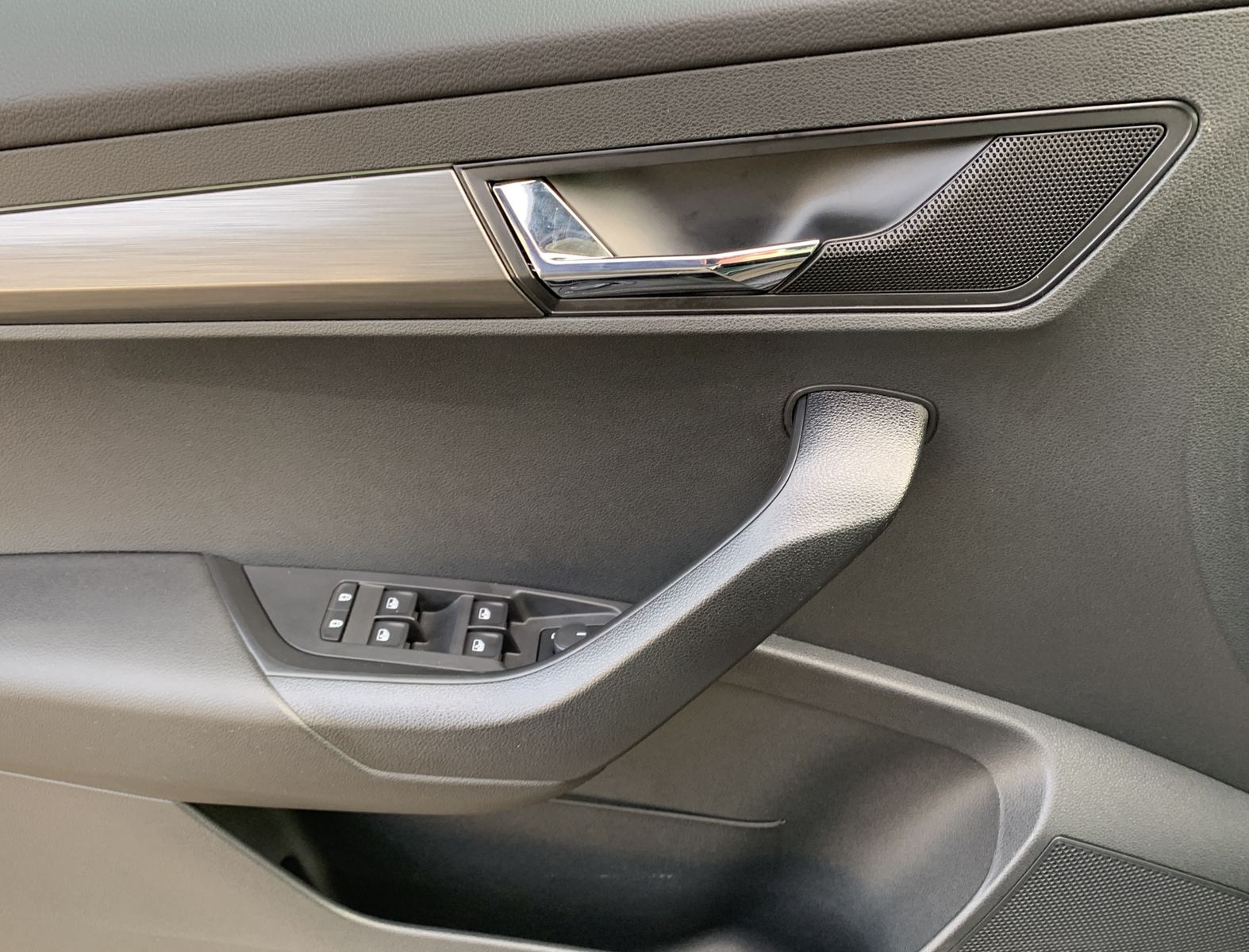 Fahrzeugabbildung SKODA Karoq 1.5 TSI*Drive125*Skoda Anschlussgarantie*