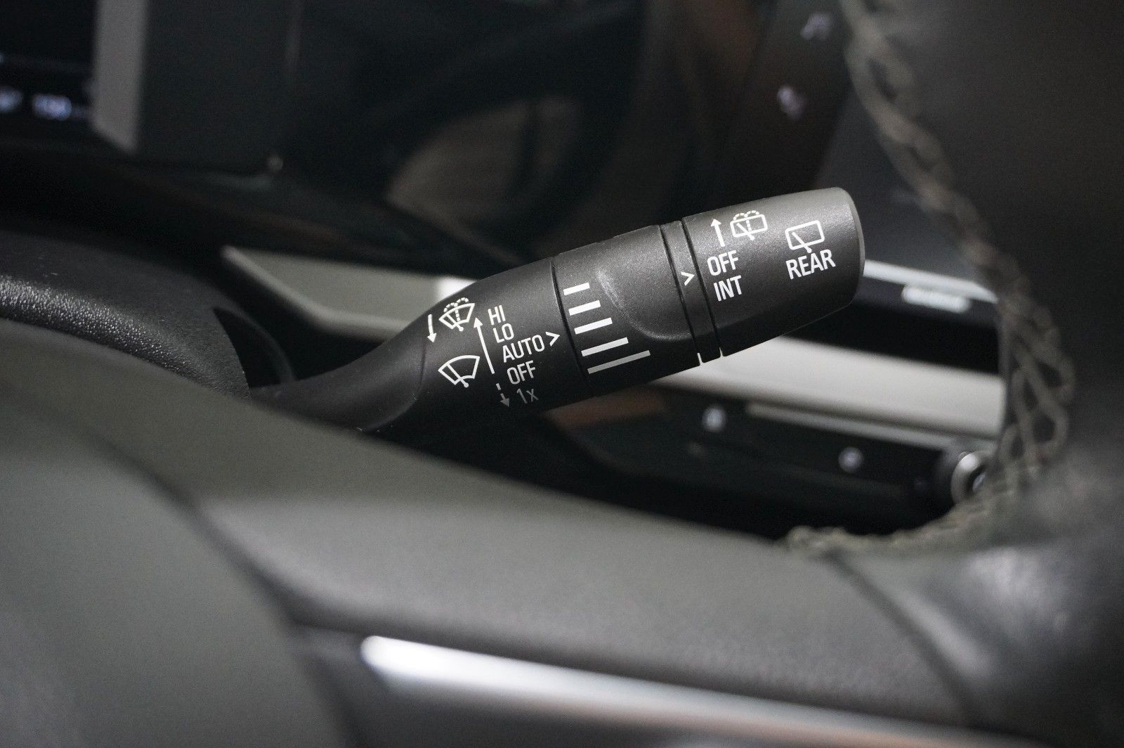 Fahrzeugabbildung Opel Mokka-e EDITION 3-PHASIG NAVI/LED/KAMERA/SH/DAB+