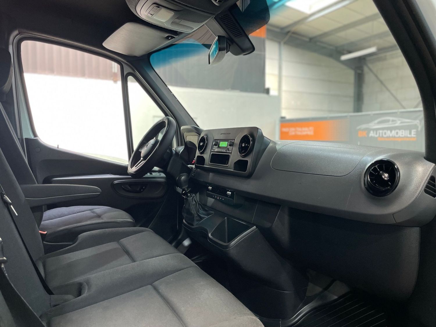 Fahrzeugabbildung Mercedes-Benz Sprinter 214 CDI FWD L2#Kamera#DAB#Klima