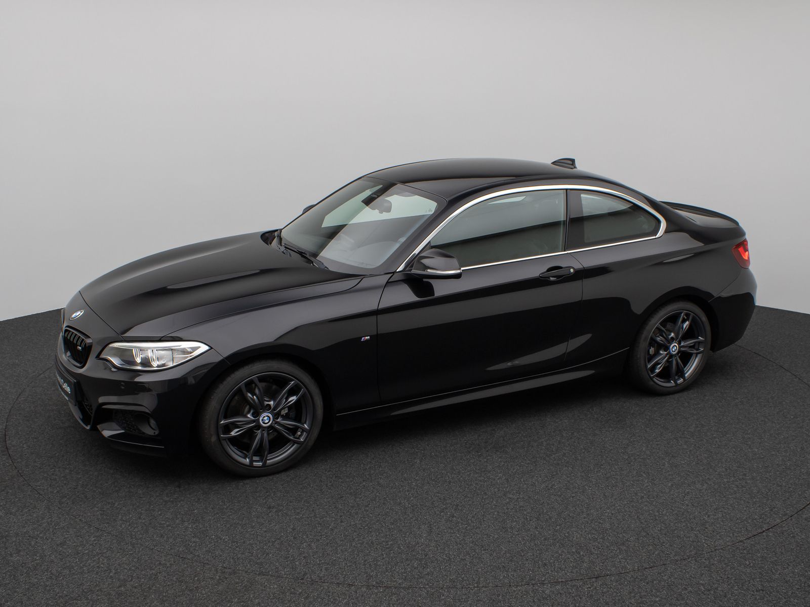 Fahrzeugabbildung BMW 228i Coupé M Sport NaviPro DAB HiFi Xenon PDC