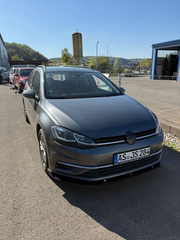 Image of Volkswagen Golf