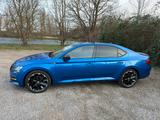 Skoda Škoda Superb Sportline 2.0 TDI DSG Racing Blue - : Racing