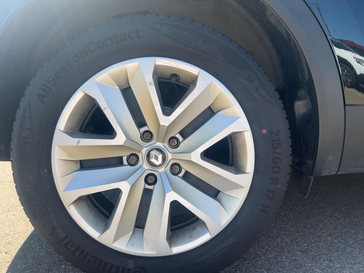 Fahrzeugabbildung Renault Captur EVOLUTION TCe 140 EDC SHZ