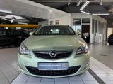 Opel Astra J Lim. 5-trg. Innovation*LENKRADHEIZUNG* - Opel Astra aus 2011: J