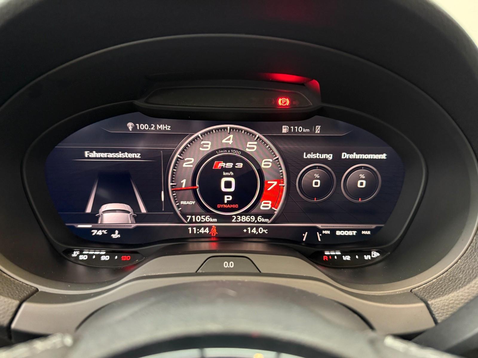 Audi RS 3 Sportback 2.5 TFSI Quattro*SCHALE*PANO*KAME