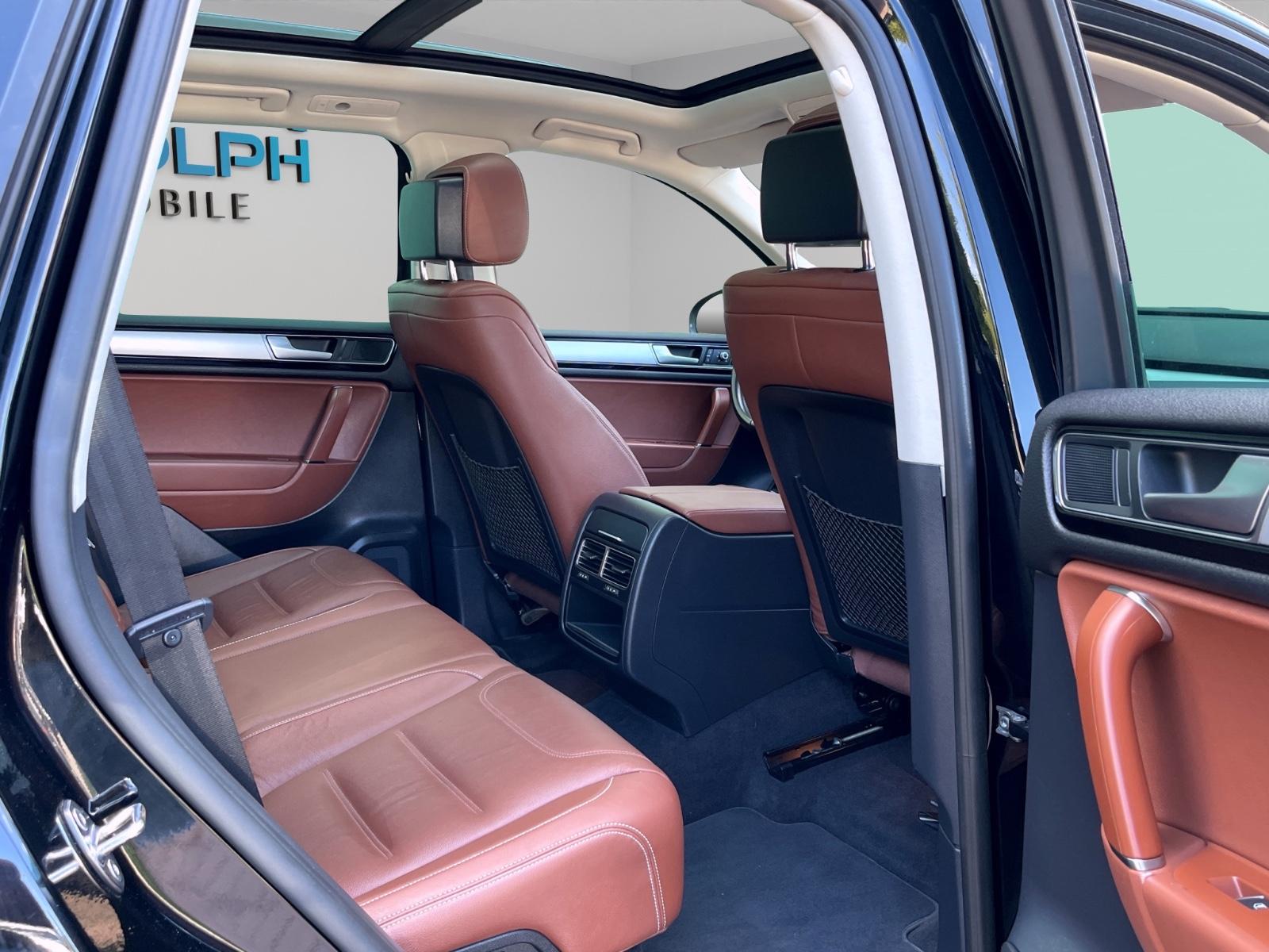 Volkswagen TOUAREG V6 TDI 4 MOTION LEDER PANORA SCHECKHEFT