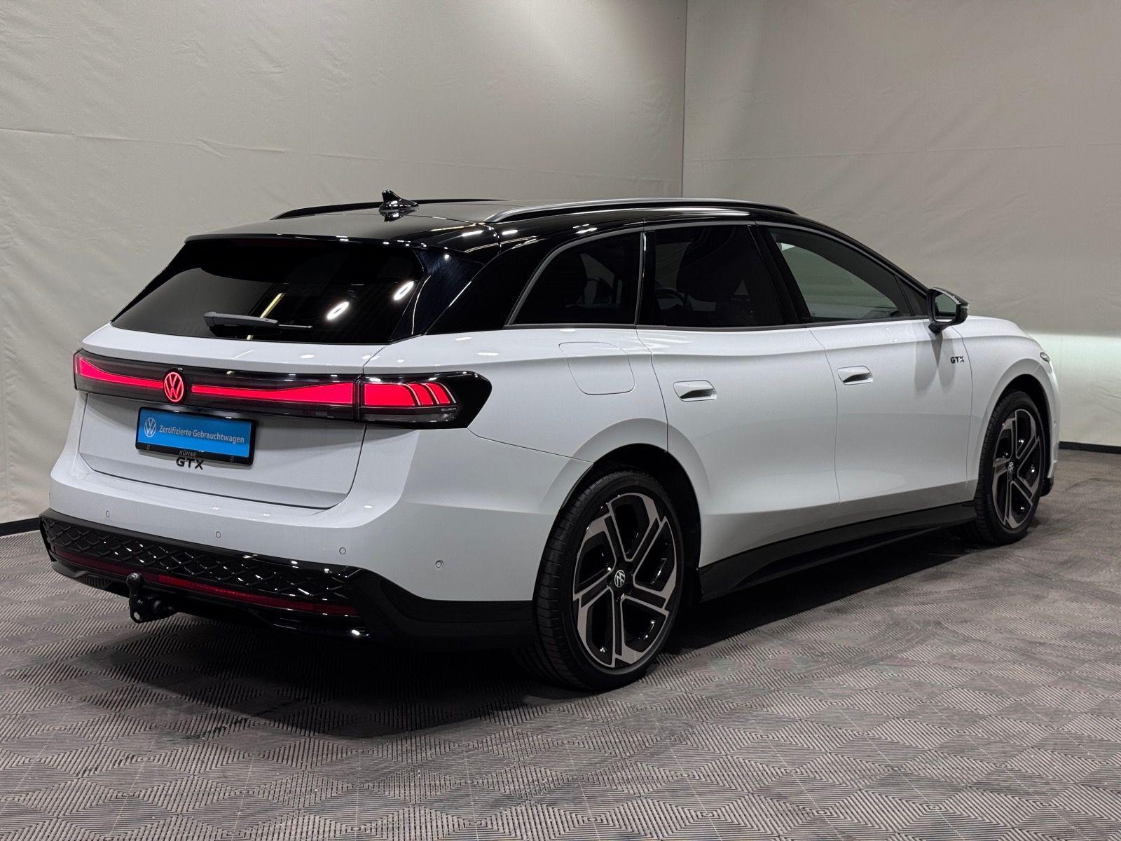 Volkswagen ID.7 Tourer GTX | MATRIX NAVI PANO HARMAN AHK
