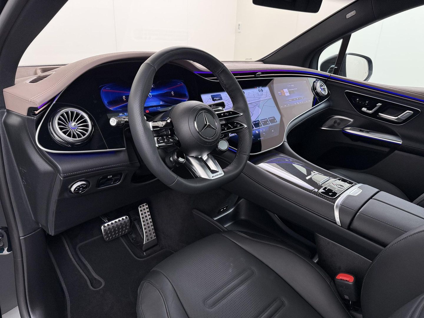 Mercedes-Benz EQE SUV 53 AMG 4MATIC Premium Plus | Premium Plu imagem 2