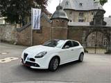 Alfa Romeo Giulietta/Veloce/Panorama/Automatik/Bose - Alfa Romeo Giulietta: Veloce