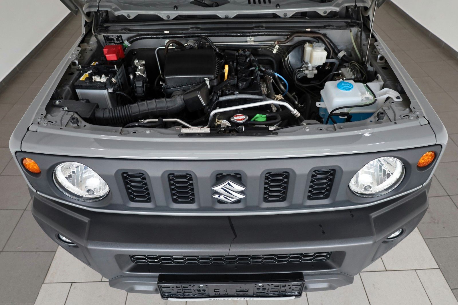 Fahrzeugabbildung Suzuki Jimny Comfort AllGrip NFZ,Temp,SH,8 fach bereift