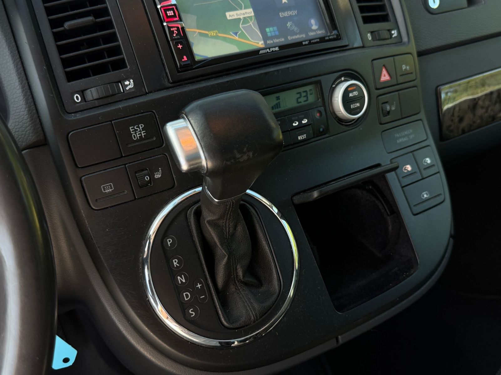 Fahrzeugabbildung Volkswagen T5 Multivan Highline Aut Leder Xenon Sthz PDC
