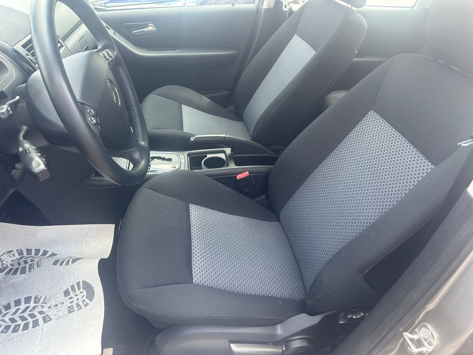 Fahrzeugabbildung Mercedes-Benz A 150 *AUTOMATIK+AHK*