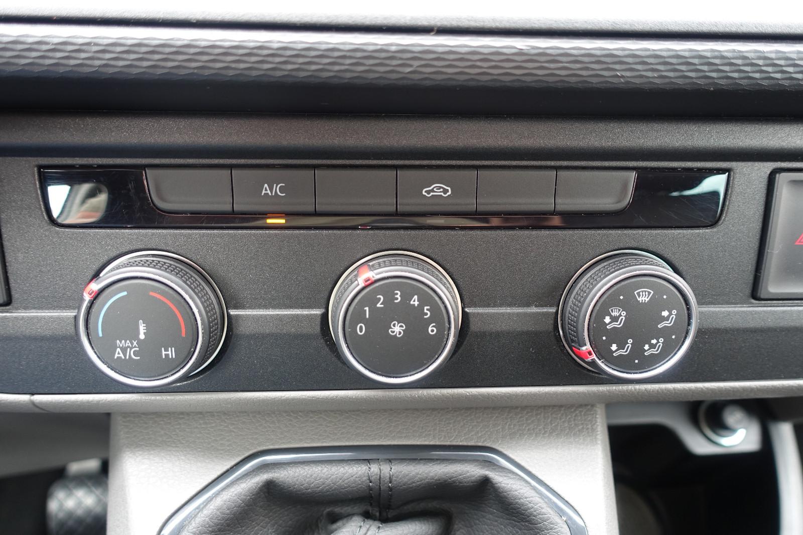 Volkswagen T6.1 Mixto lang*5-Sitzer*Klima*Navi*AppleCarPlay