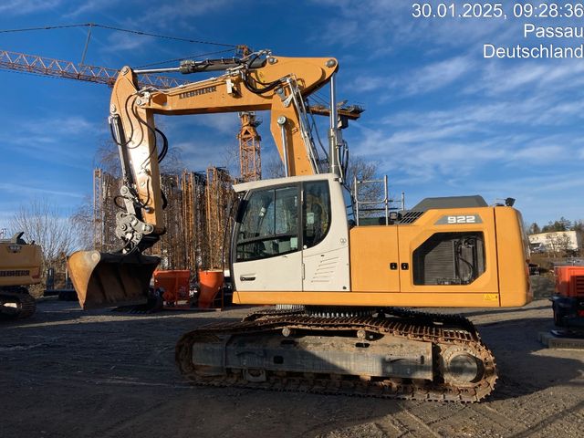 Liebherr R922