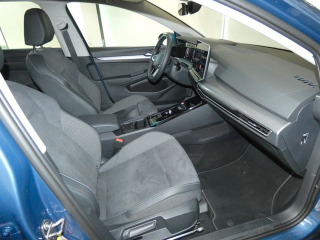 Golf Variant 1.5 eTSI Style DSG AHK PANO KAMERA