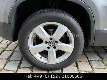 Volkswagen Tiguan - 5