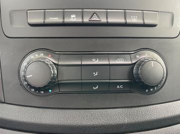 Fahrzeugabbildung Mercedes-Benz Vito 114 CDI Kompakt*Klima*AHK*Tempomat*StHz*