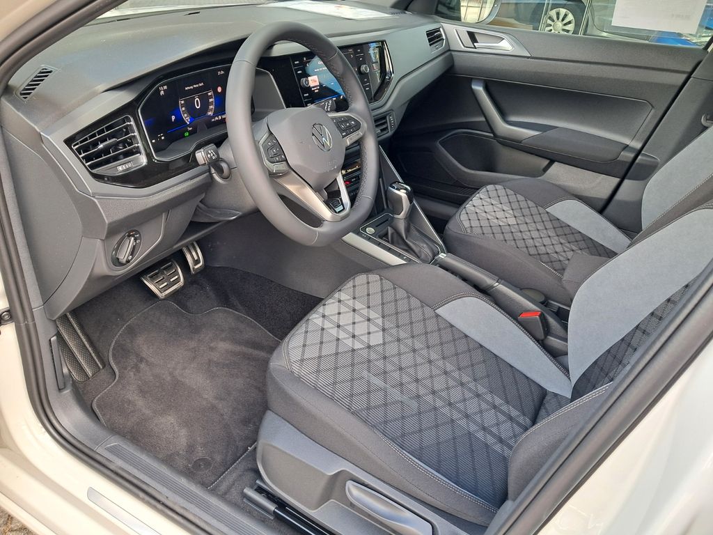VW Taigo 1.5 TSI DSG R-Line Schiebedach AHK Matrix - Bild 7