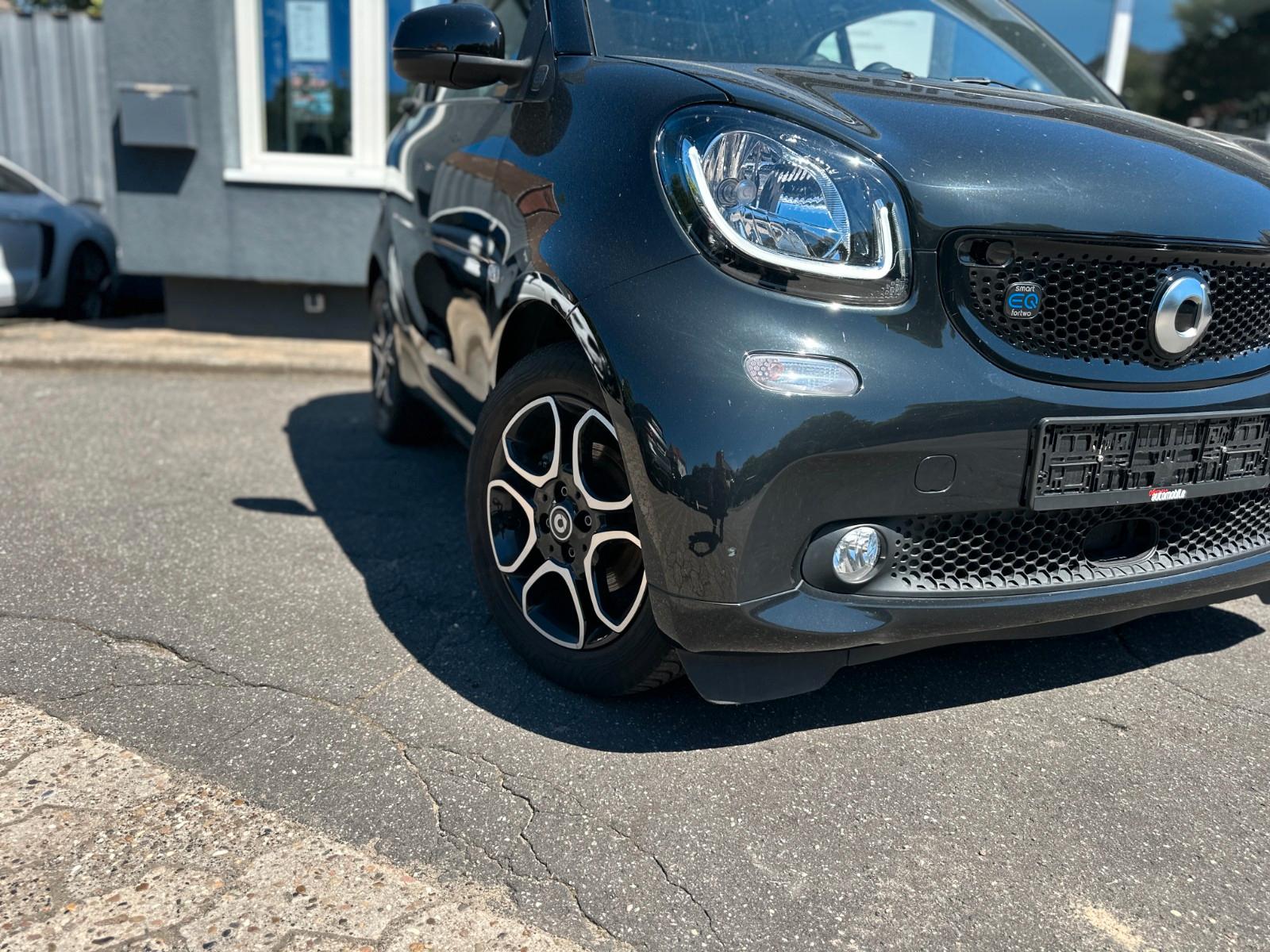 Smart ForTwo EQ*JBL*LEDER*TEMP*BT*NAVI