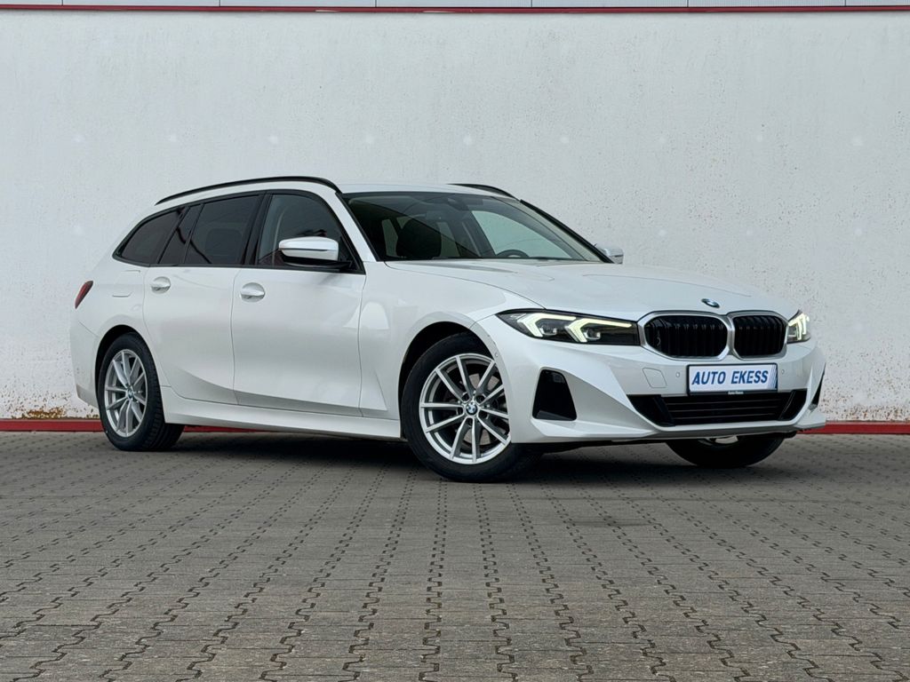 Image of BMW 320