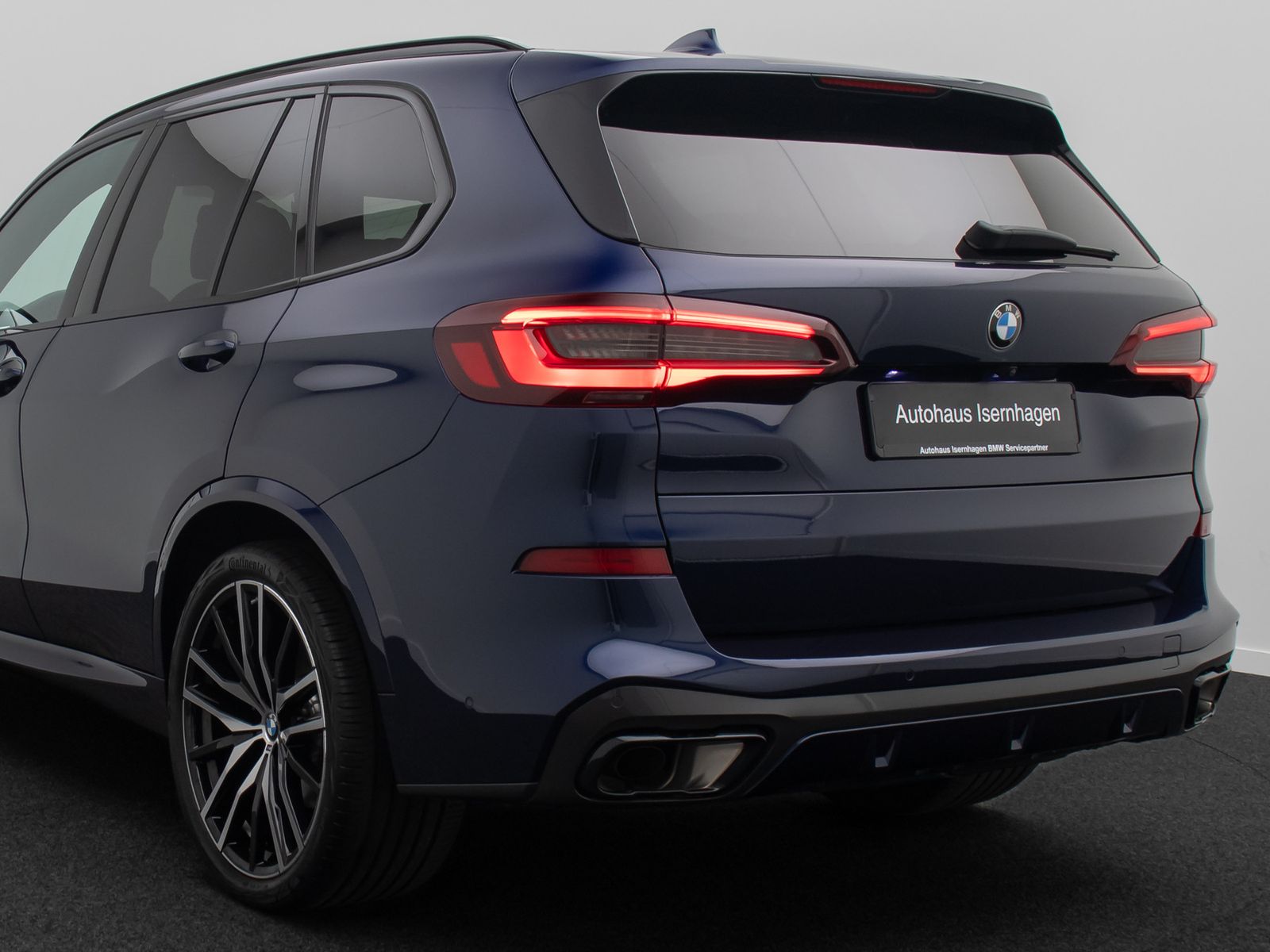 Fahrzeugabbildung BMW X5 xD40i  M Sport 360&deg;Laser HUD DAB H/K 22Zoll