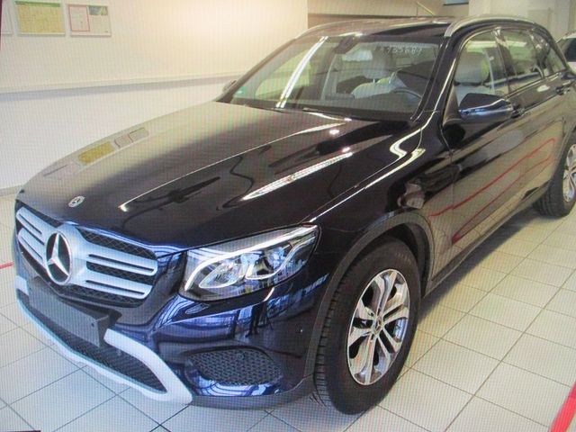 Mercedes-Benz GLC 220 d 4Matic+Leder+NAVI+LED Scheinwerfer