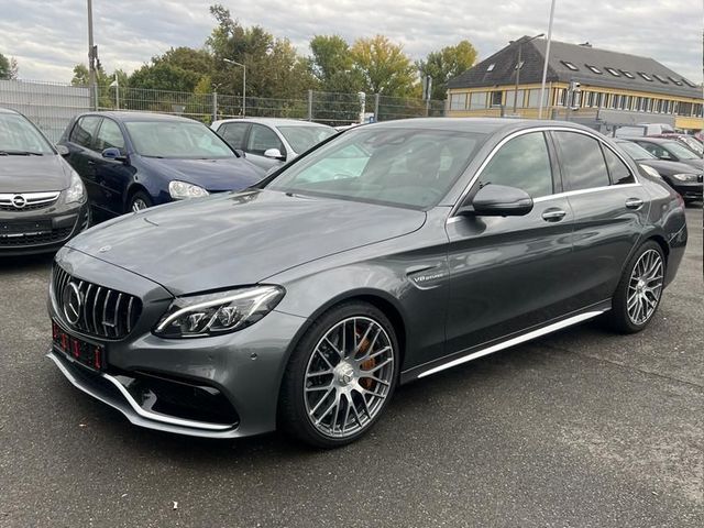 Mercedes-Benz C 63s AMG / Keyless Go/ Head Up/ Navi/ 360