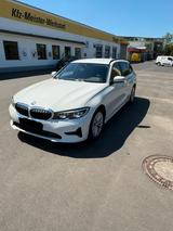 BMW 318d mit Sommer und Winterreifen