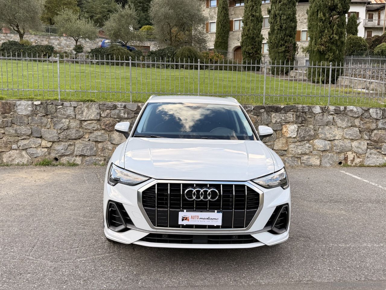 Audi AUDI Q3 45 TFSI e S tronic S line VIRTUAL ADAPTI imagem 2