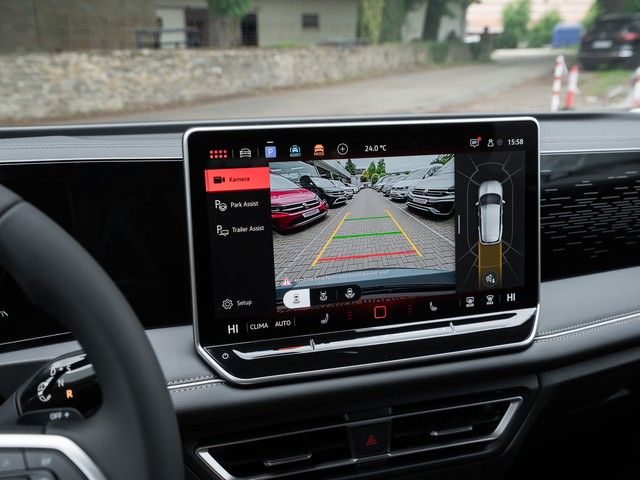 Tiguan Elegance TDI DSG Navi AHK 8-fach