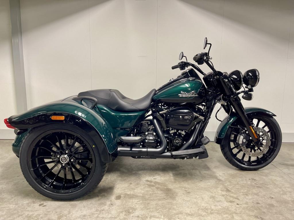 Harley-Davidson TRIKE FLRT FREEWHEELER