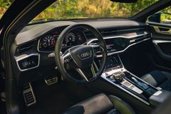 AUDI RS6 Avant*HU*PANO*MATRIX*AHK*SH*KERAMIK*360*B&O*