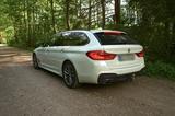 BMW 530d xDrive Touring A - - weiße BMW 530