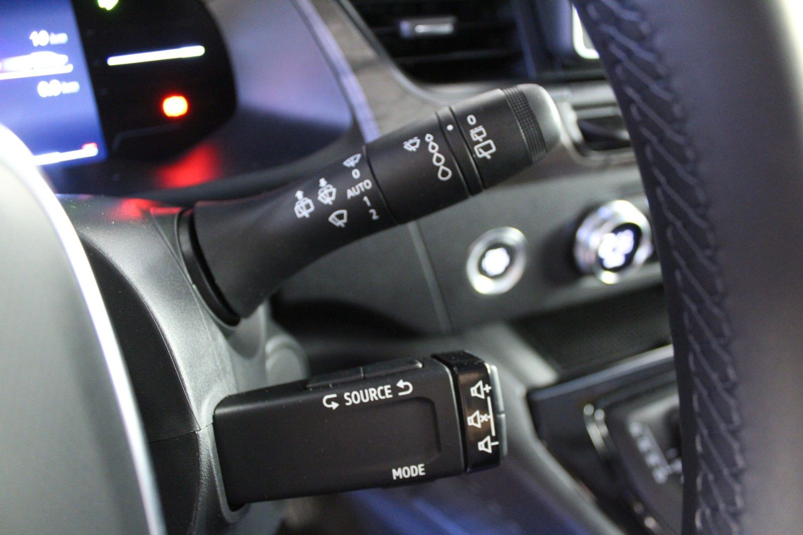 Fahrzeugabbildung Renault Kangoo Tce 130 EDC Techno*Sitzhzg*