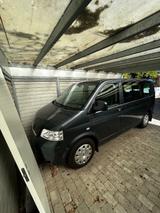 Volkswagen T5 Multivan - aus 2005: Van