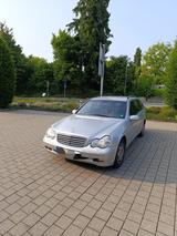 Mercedes-Benz Mercedes C220CDI Elegance Kombi, 170.000KM... - gebrauchte Mercedes-Benz C 220 aus dem Jahr 2002