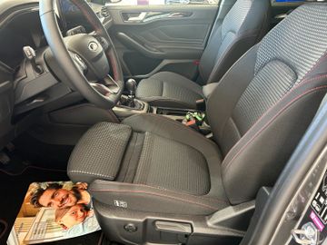 Ford Focus Turnier ST-Line  1,0l Gar.bis 012029!*