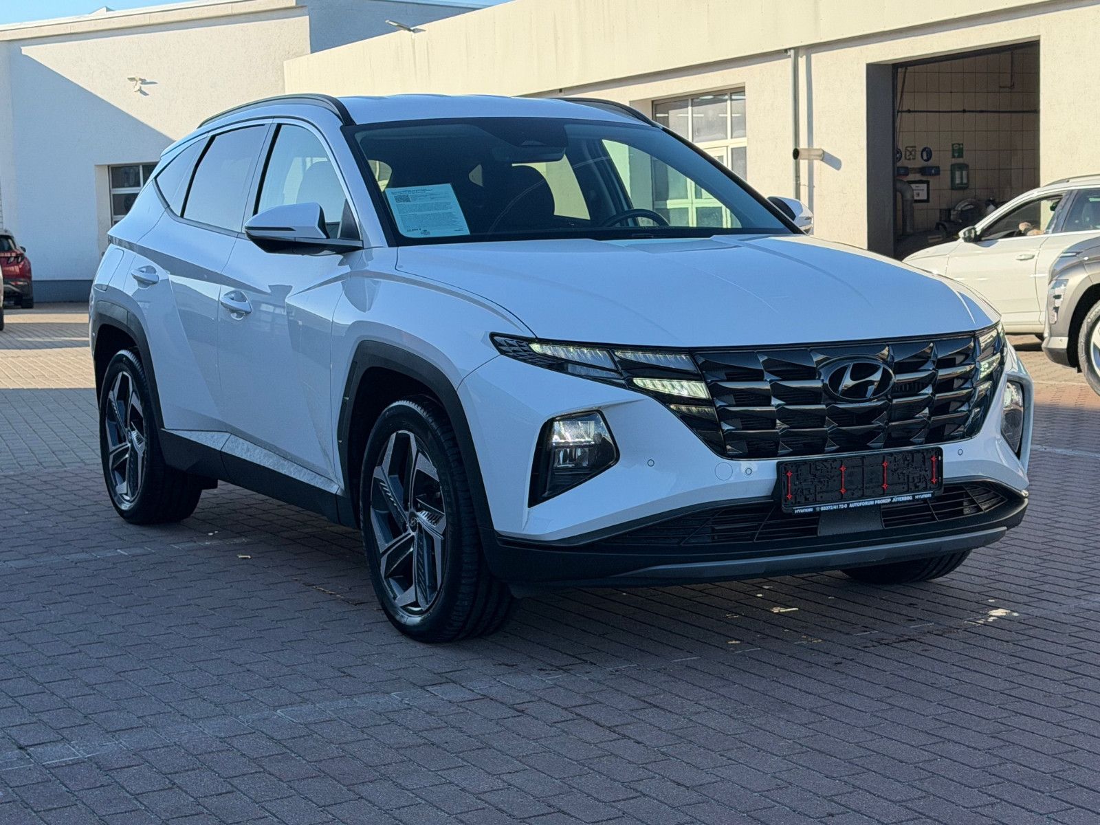 Fahrzeugabbildung Hyundai TUCSON 1.6 T-GDI PHEV *Navi*ACC*LED*RFKamera*