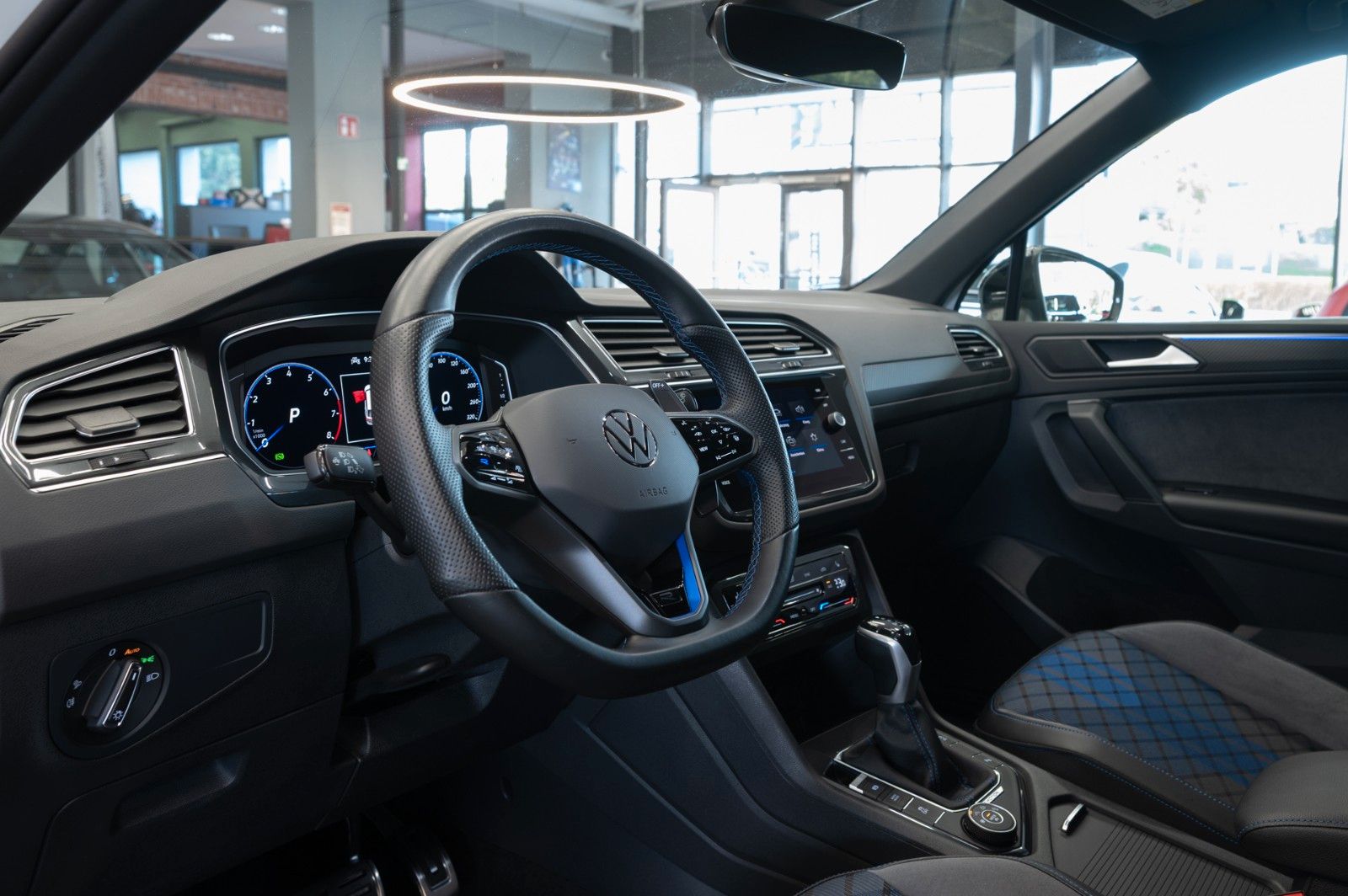 Volkswagen Tiguan R 4Motion MATRIX R-SITZE ACC 20-ZOLL DCC foto 9