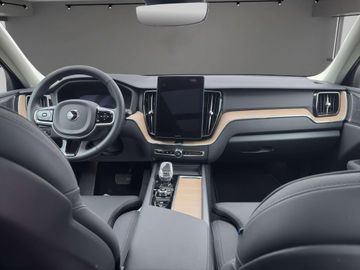 Volvo XC60 T6 Plug-In Hybrid AWD Facelift Plus Dark