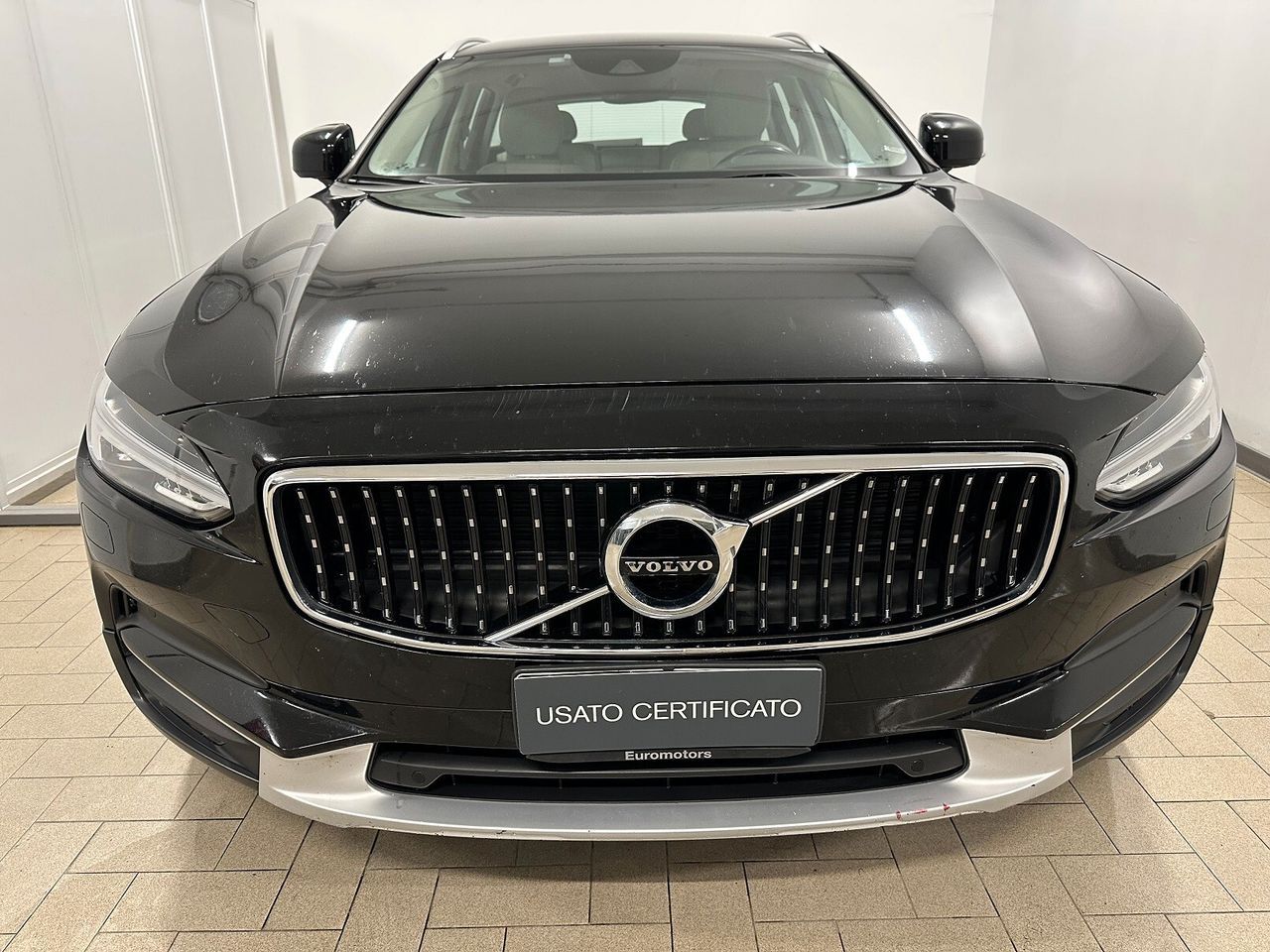 Volvo V90 Cross Country D4 AWD Geartronic Pro imagem 2