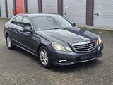 Mercedes-Benz E200 CGI BlueEfficiency /SHZ/NAVI 135 kW (184... - gebrauchte Mercedes-Benz E 200 aus dem Jahr 2009