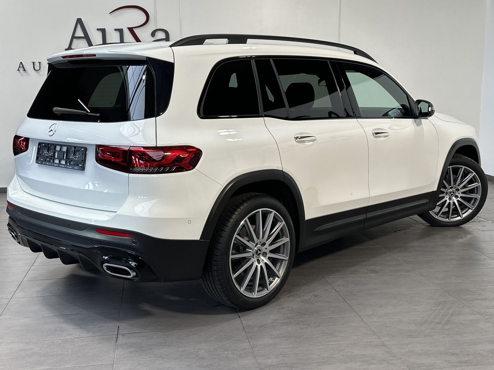 Fahrzeugabbildung Mercedes-Benz GLB 220d 4Matic AMG-Line NAV+LED+20ZO+BURMESTER