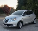 Lancia Ypsilon 1.2 8v 69 Cv Gold - UNIPROPRIETAR - graue Lancia Ypsilon
