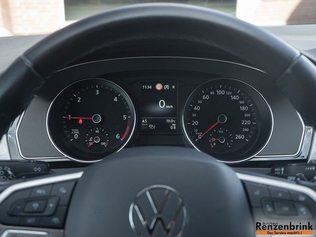 Passat Variant Business TDI DSG AHK Kamera Premi
